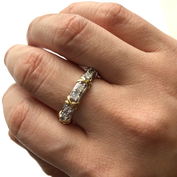 🔘5 For 25$🔘Criss Cross Ring - Picture 8 of 8